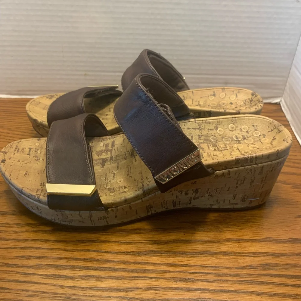 Vionic Brown Leather Wedge Shoes with Cork look Footbed Size 9 - Picture 5 of 14